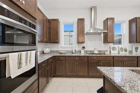 Adosado en venta en Orlando, Florida, 3 dormitorios, 202.16 m2 № 2205494 - foto 15