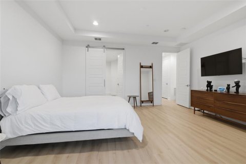 Adosado en venta en Orlando, Florida, 3 dormitorios, 202.16 m2 № 2205494 - foto 23