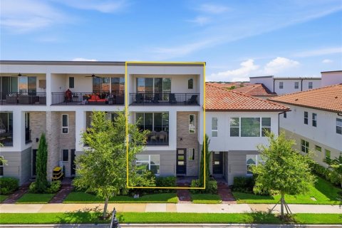 Adosado en venta en Orlando, Florida, 3 dormitorios, 202.16 m2 № 2205494 - foto 3