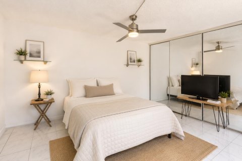 Townhouse in Palm Beach Gardens, Florida 2 bedrooms, 110 sq.m. № 2378702 - photo 7
