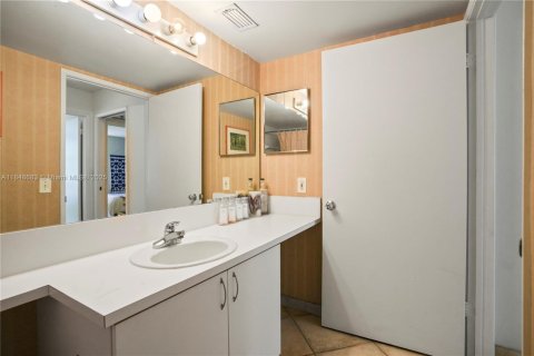 Condo in Aventura, Florida, 3 bedrooms  № 1857446 - photo 12
