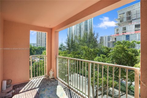 Condo in Aventura, Florida, 3 bedrooms  № 1857446 - photo 13