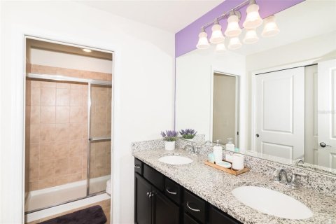 Adosado en venta en Davenport, Florida, 5 dormitorios, 192.87 m2 № 2142251 - foto 12