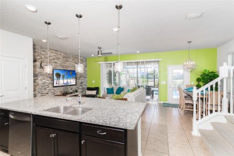 Adosado en venta en Davenport, Florida, 5 dormitorios, 192.87 m2 № 2142251 - foto 7