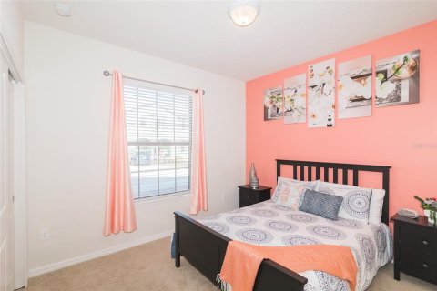 Adosado en venta en Davenport, Florida, 5 dormitorios, 192.87 m2 № 2142251 - foto 19