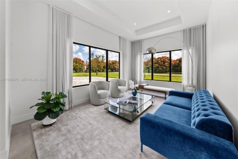 Casa en venta en Miami, Florida, 4 dormitorios, 338.91 m2 № 2062859 - foto 12