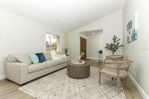 House in Winter Park, Florida 3 bedrooms, 154.59 sq.m. № 1528632 - photo 5