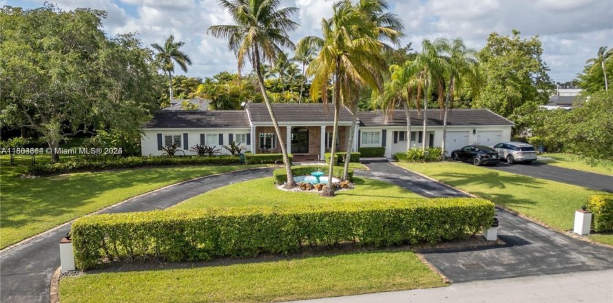 Casa en Miami, Florida 4 dormitorios, 228.35 m2 № 1959448