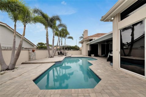 House in Tampa, Florida 4 bedrooms, 314.1 sq.m. № 733458 - photo 29