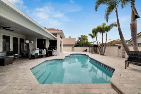 House in Tampa, Florida 4 bedrooms, 314.1 sq.m. № 733458 - photo 27