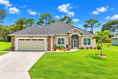 House in Sebring, Florida 3 bedrooms, 221.66 sq.m. № 2406377