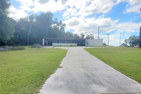 Immobilier commercial à vendre à San Mateo, Floride: 356 m2 № 1813597 - photo 14