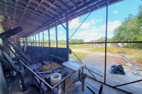Immobilier commercial à vendre à San Mateo, Floride: 356 m2 № 1813597 - photo 5