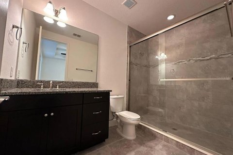 Снять в аренду таунхаус в Орландо, Флорида 3 комнаты, 115.85м2, № 1917454 - фото 14