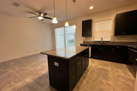 Снять в аренду таунхаус в Орландо, Флорида 3 комнаты, 115.85м2, № 1917454 - фото 6