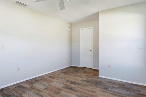 House in Venice, Florida 2 bedrooms, 117.24 sq.m. № 2393851 - photo 21