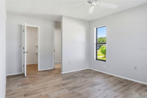 House in Venice, Florida 2 bedrooms, 117.24 sq.m. № 2393851 - photo 15