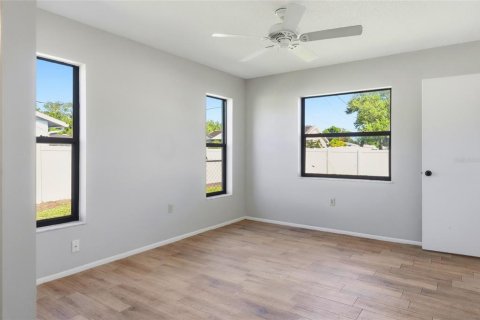 House in Venice, Florida 2 bedrooms, 117.24 sq.m. № 2393851 - photo 18