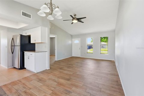 House in Venice, Florida 2 bedrooms, 117.24 sq.m. № 2393851 - photo 29