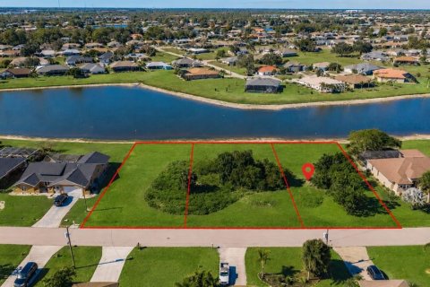 Terreno en venta en Punta Gorda, Florida № 2236463 - foto 5