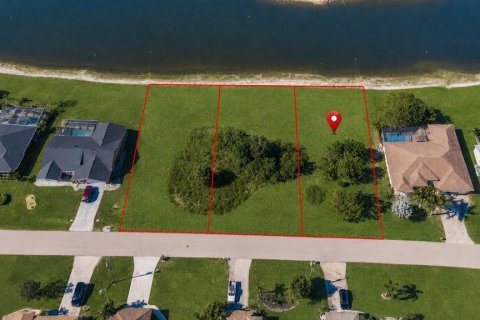 Terreno en venta en Punta Gorda, Florida № 2236463 - foto 3
