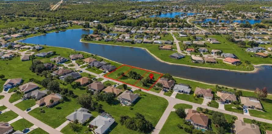 Terreno en Punta Gorda, Florida № 2236463