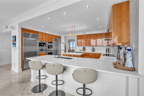 Condo in Fort Lauderdale, Florida, 3 bedrooms  № 1949394 - photo 5