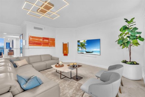 Condo in Fort Lauderdale, Florida, 3 bedrooms  № 1949394 - photo 26