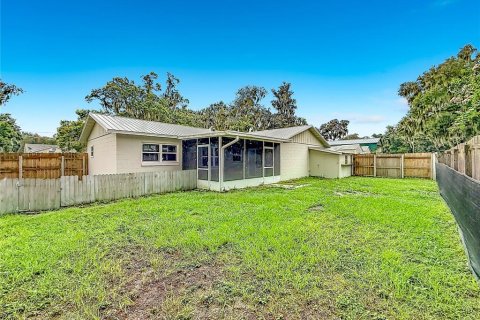 Casa en venta en Lake Panasoffkee, Florida, 3 dormitorios, 143.81 m2 № 2284313 - foto 29