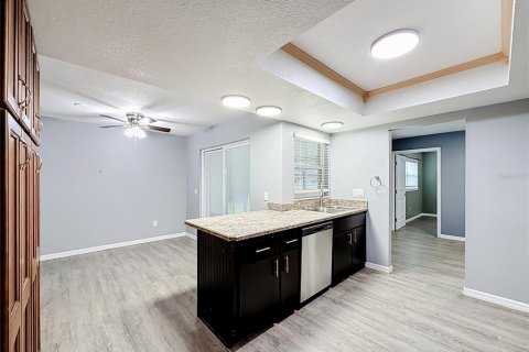 Casa en venta en Lake Panasoffkee, Florida, 3 dormitorios, 143.81 m2 № 2284313 - foto 10