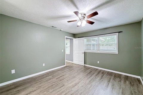 Casa en venta en Lake Panasoffkee, Florida, 3 dormitorios, 143.81 m2 № 2284313 - foto 13