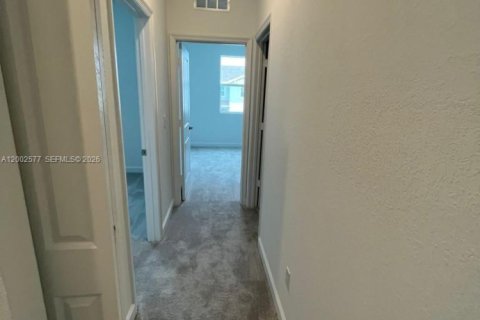 Townhouse in Port St. Lucie, Florida 3 bedrooms, 151.9 sq.m. № 2069440 - photo 15