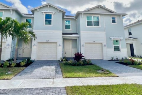 Townhouse in Port St. Lucie, Florida 3 bedrooms, 151.9 sq.m. № 2069440 - photo 26