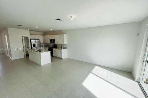 Townhouse in Port St. Lucie, Florida 3 bedrooms, 151.9 sq.m. № 2069440 - photo 8