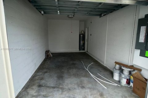 Townhouse in Port St. Lucie, Florida 3 bedrooms, 151.9 sq.m. № 2069440 - photo 24