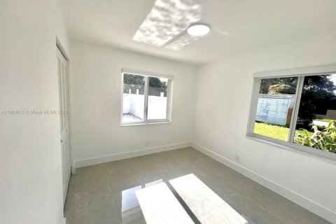 Villa ou maison à vendre à Davie, Floride: 4 chambres, 193.52 m2 № 1932620 - photo 9