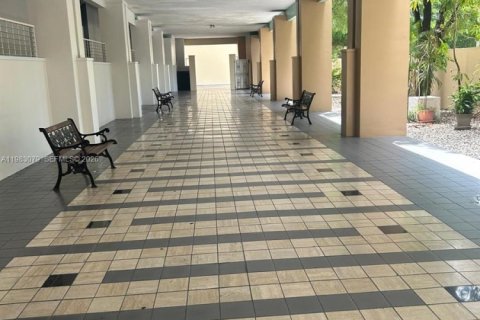 Copropriété à louer à Hialeah, Floride: 1 chambre, 52.95 m2 № 2048182 - photo 2