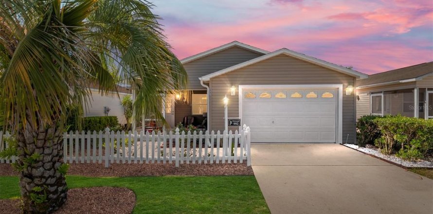 Casa en The Villages, Florida 2 dormitorios, 110.37 m2 № 1634038