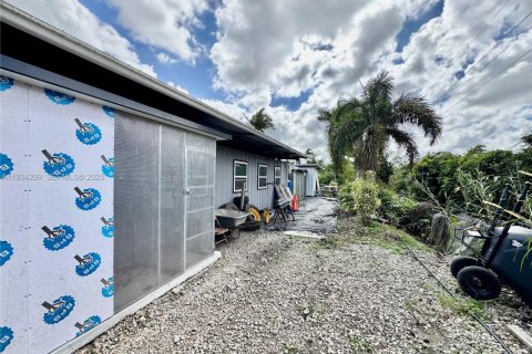 Immobilier commercial à vendre à Homestead, Floride № 1992663 - photo 14