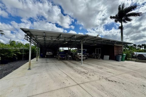 Immobilier commercial à vendre à Homestead, Floride № 1992663 - photo 9