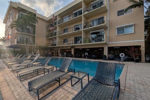 Copropriété à louer à North Miami, Floride: 1 chambre, 69.12 m2 № 1977442 - photo 6