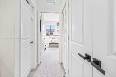 Купить таунхаус в Хомстед, Флорида 3 спальни, 142.14м2, № 1984533 - фото 20