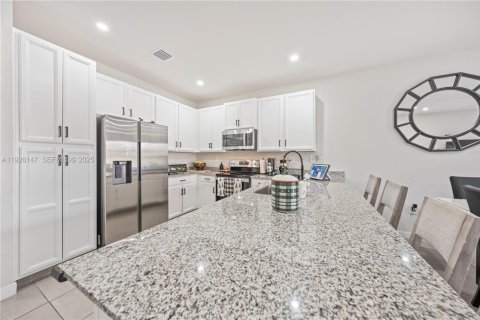 Купить таунхаус в Хомстед, Флорида 3 спальни, 142.14м2, № 1984533 - фото 6