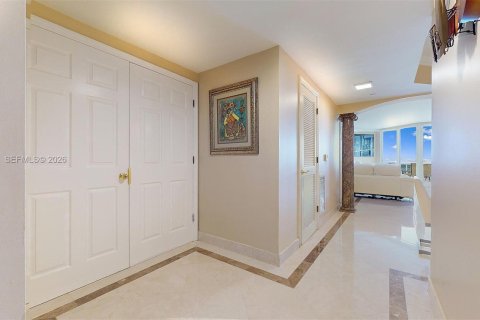 Copropriété à louer à Miami Beach, Floride: 2 chambres, 144 m2 № 2253605 - photo 20