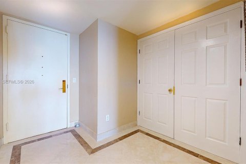 Copropriété à louer à Miami Beach, Floride: 2 chambres, 144 m2 № 2253605 - photo 21