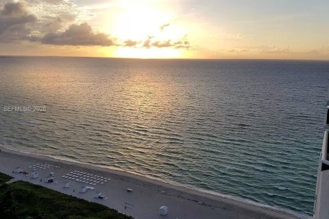 Copropriété à louer à Miami Beach, Floride: 2 chambres, 144 m2 № 2253605 - photo 10