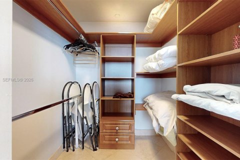 Copropriété à louer à Miami Beach, Floride: 2 chambres, 144 m2 № 2253605 - photo 12