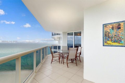 Copropriété à louer à Miami Beach, Floride: 2 chambres, 144 m2 № 2253605 - photo 4