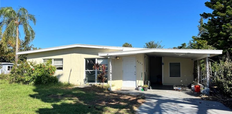 Casa en New Port Richey, Florida 3 dormitorios, 80.27 m2 № 1898428