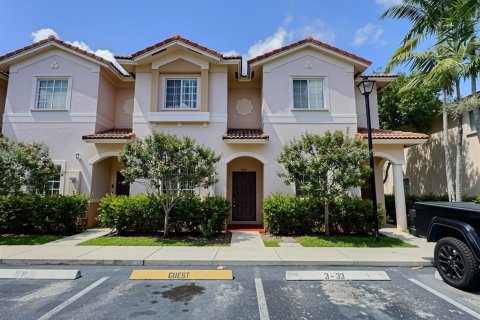 Touwnhouse à Tamarac, Floride 2 chambres, 112.78 m2 № 2300323